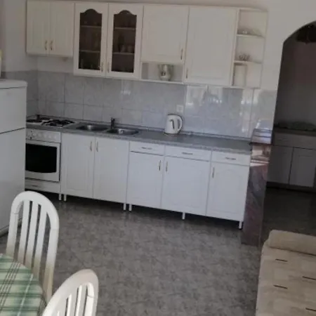 Milakovic-kanica Apartment *